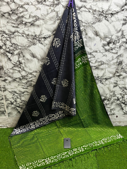 Kota Staple Batik Print Saree with Golden Zari Border & Blouse - Lightweight & Elegant