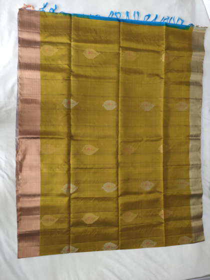 blue pallu & gold colour silk saree