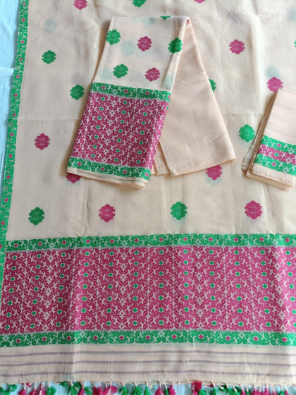 Cotton Kesa Pat Mekhela Chador with Reshmi Yarn Motif Design