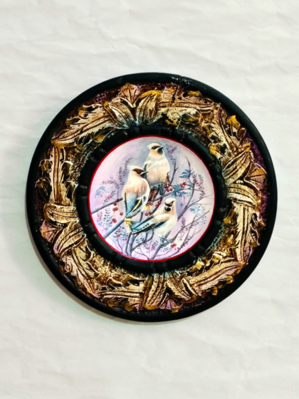 HANDCRAFTED WOODEN DECORATIVE WALL PLATE WITH INTRICATE BIRD ART - KALAMKARI