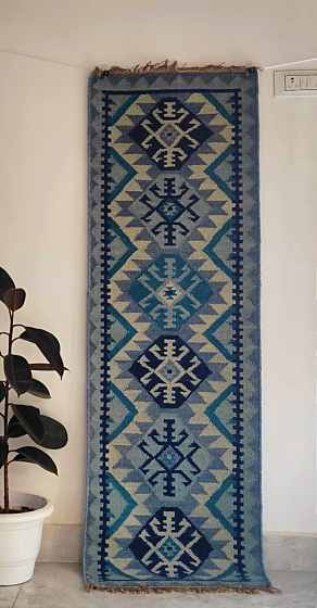 Blue klim runner rug