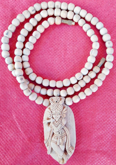 Handcrafted Tulsi Kanthi Mala | Shri Krishna Pendant | 48x4x1.5 cm