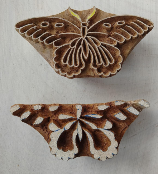BUTTERFLY BUTY WOODEN BLOCK