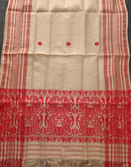Handloom Assamese Gamosa