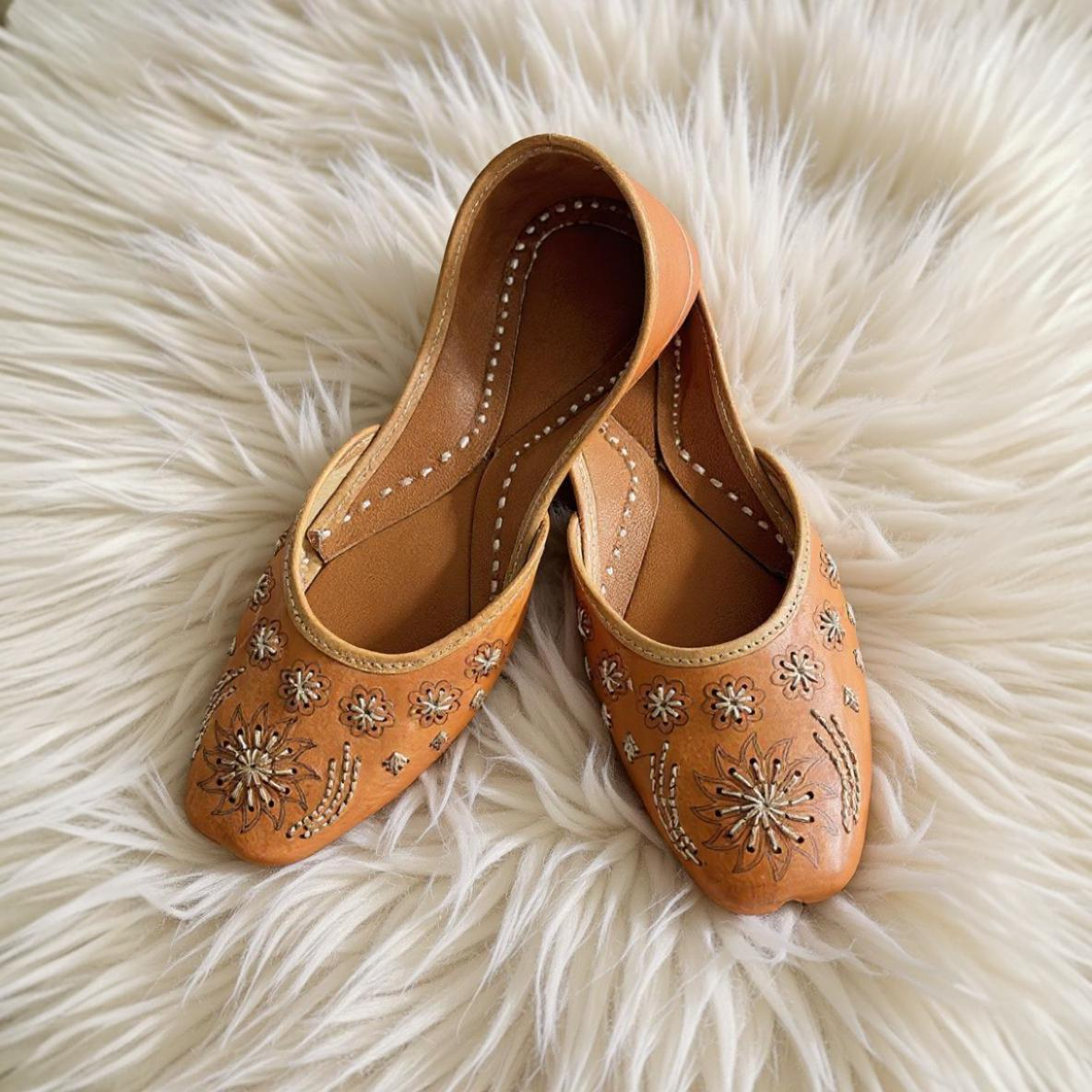 Punjabi Juti Footwear Footwear Punjabi Juti For Women Buy Ivory