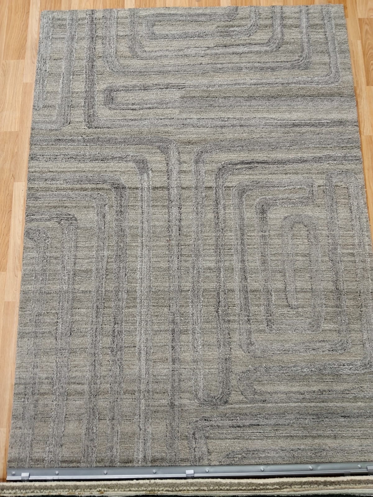 Hand Tufted Wool Area Rug | Modern Grey Geometric Design
