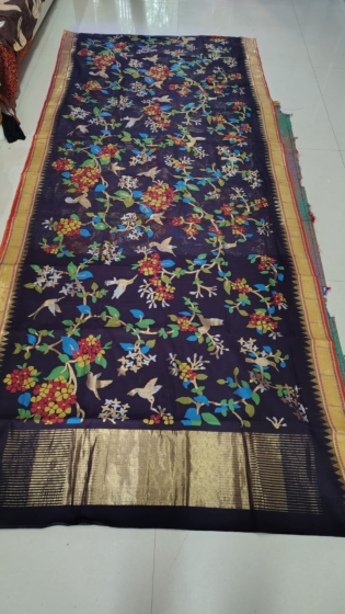 Handcrafted Purple Floral Ponduru Jamdhani Saree