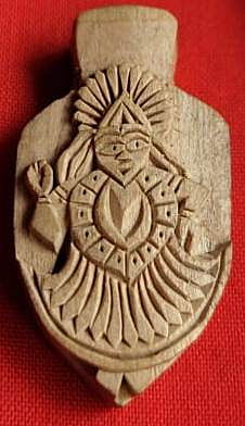 Holy Tulsi  Locket | 7x5x2 cm