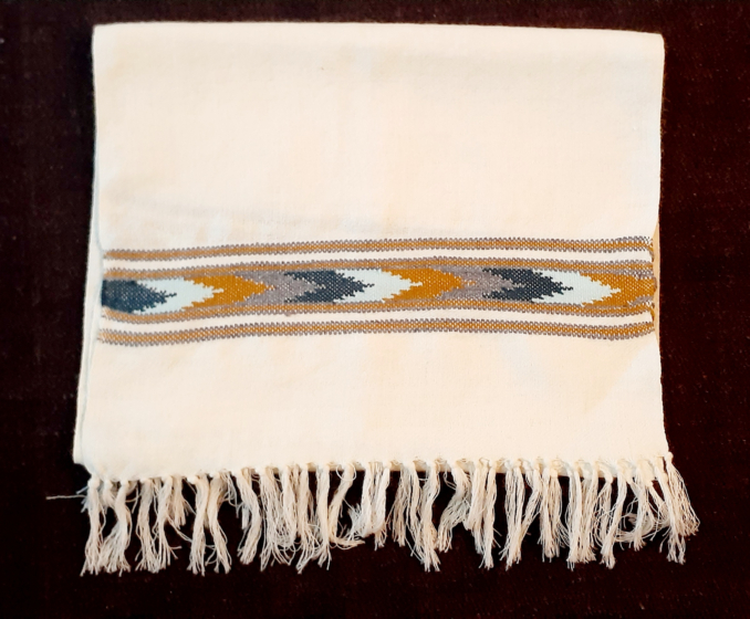 LOOK STYLISH THIS WINTER ...
