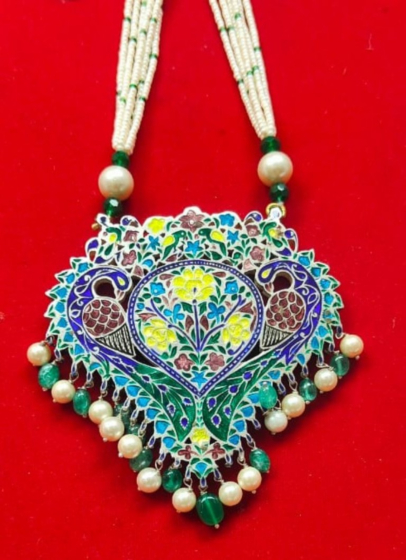 Meenakari pendent 