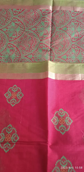 Handwoven  Cotton Saree 05